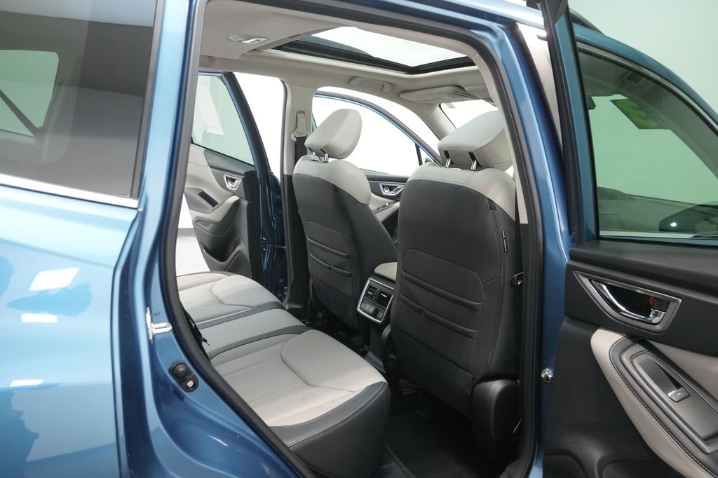 2023 Subaru Forester Limited - Photo 28