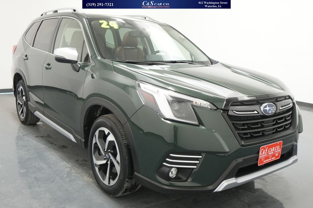 2024 Subaru Forester Touring's photo