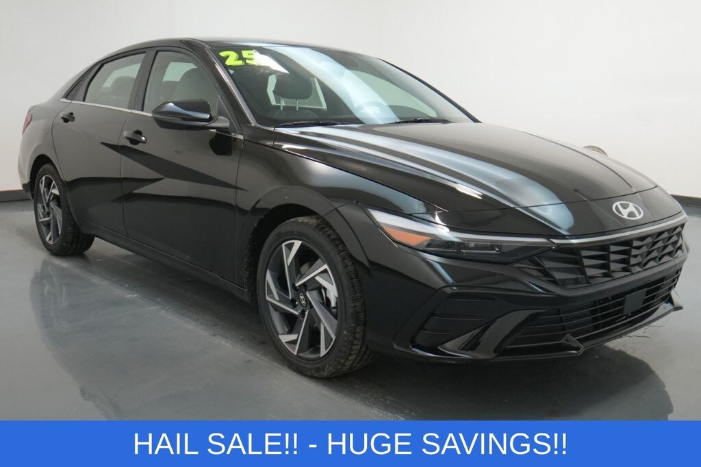Used 2025 Hyundai Elantra Hybrid Limited Sedan