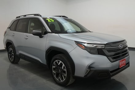 2025 Subaru Forester Premium SUV