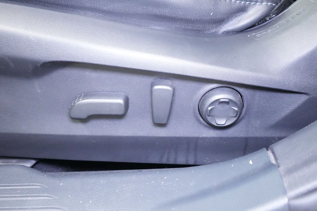 2024 Subaru Outback Limited - Photo 16
