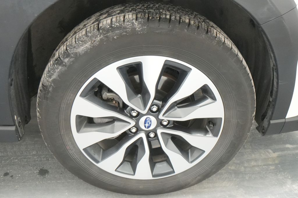 2024 Subaru Outback Limited - Photo 11
