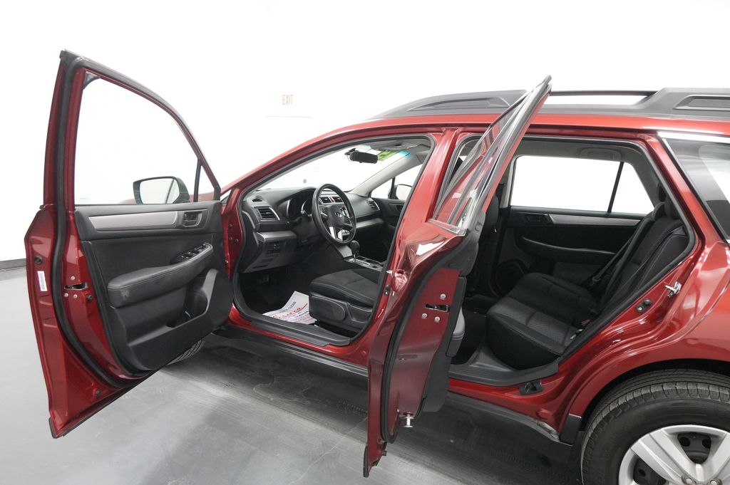 2015 Subaru Outback Base - Photo 17