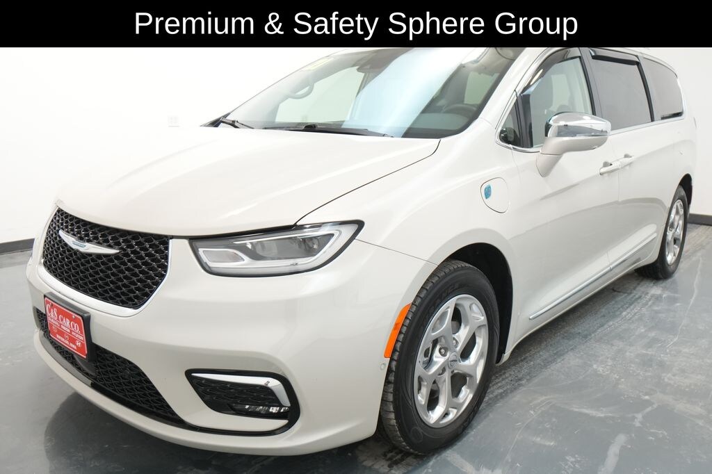 Used 2021 Chrysler Pacifica Hybrid Limited Van Passenger Van