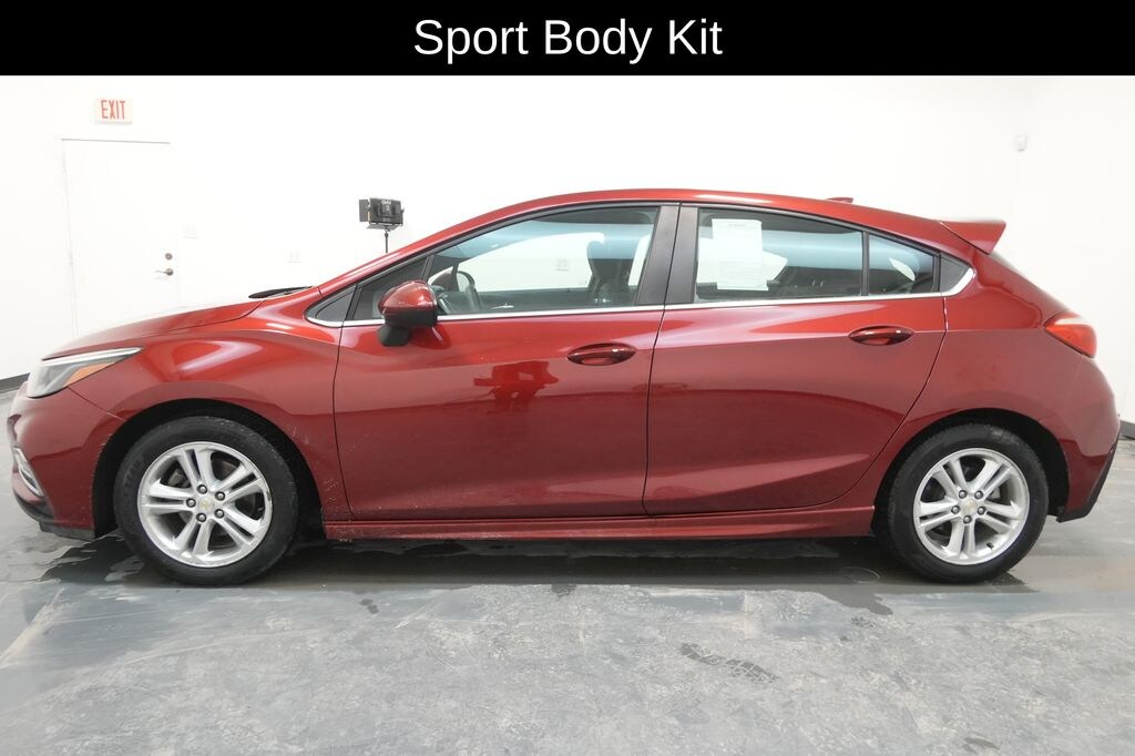 Used 2017 Chevrolet Cruze LT Auto Hatchback