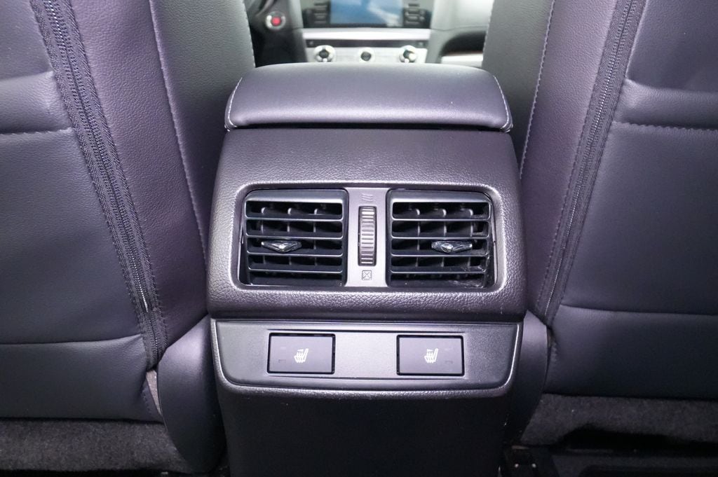 2017 Subaru Outback Limited - Photo 25