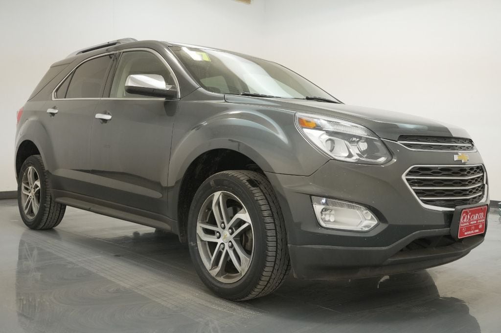 Used 2017 Chevrolet Equinox Premier with VIN 2GNALDEK4H6141841 for sale in Waterloo, IA