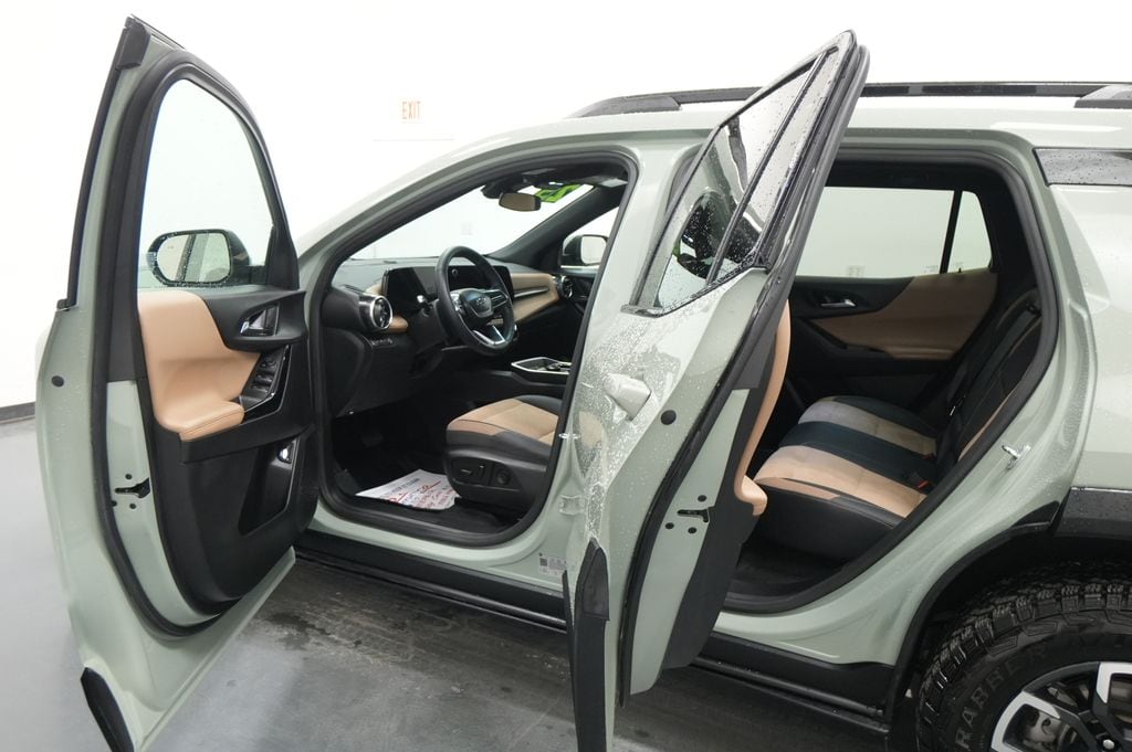 2025 Chevrolet Equinox ACTIV - Photo 26
