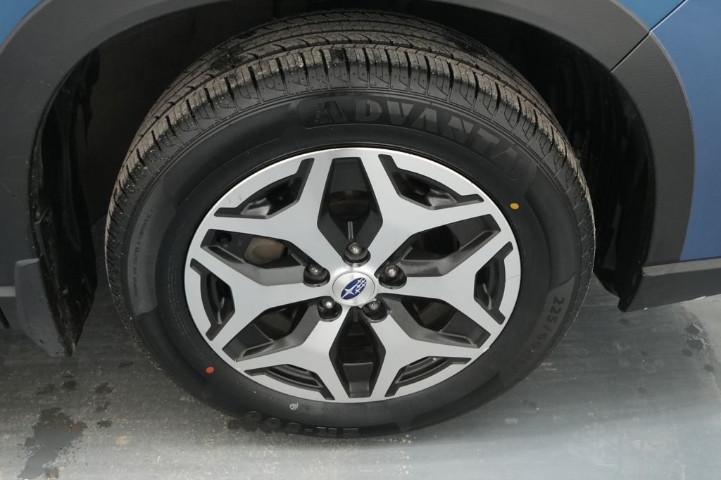 2021 Subaru Forester Premium - Photo 11