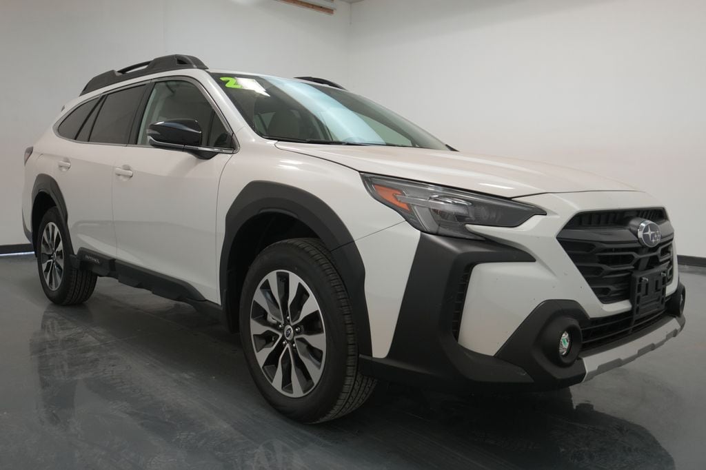 2025 Subaru Outback Limited's photo