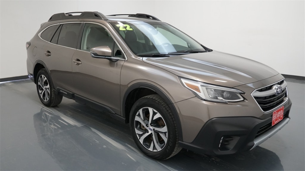 Used 2022 Subaru Outback Limited with VIN 4S4BTANC4N3147495 for sale in Waterloo, IA