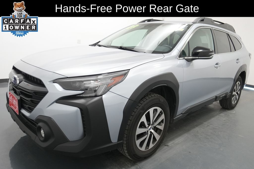 Used 2023 Subaru Outback Premium SUV