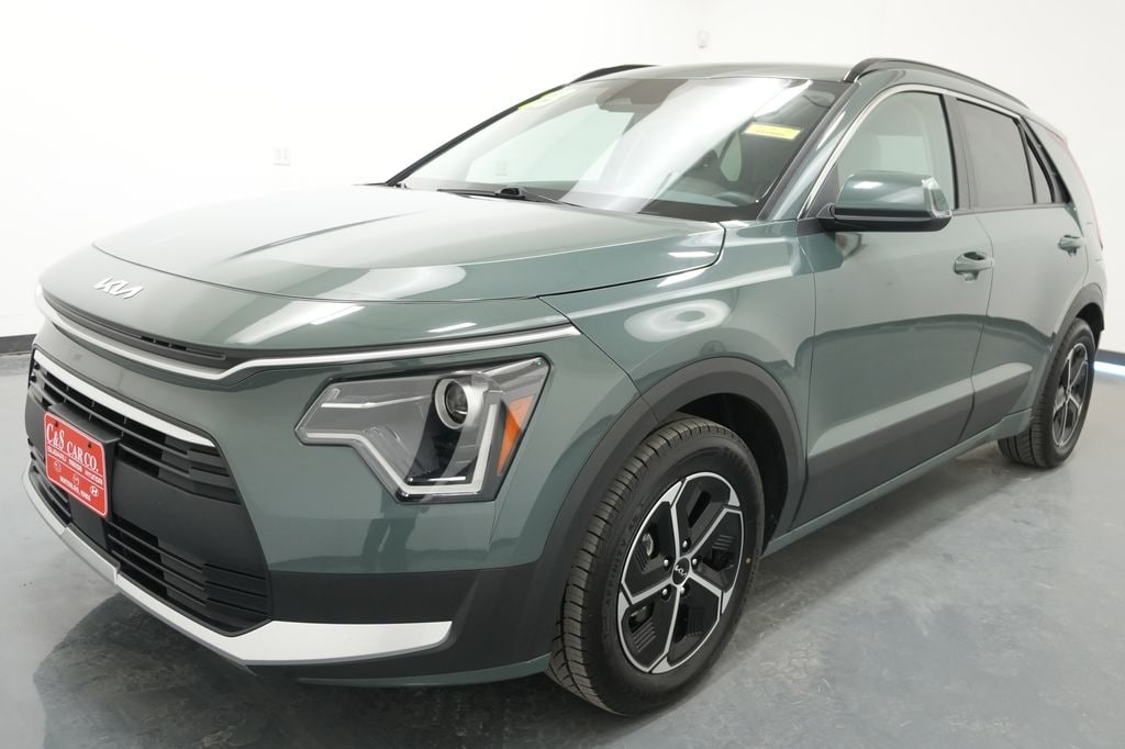 Used 2023 Kia Niro EX SUV