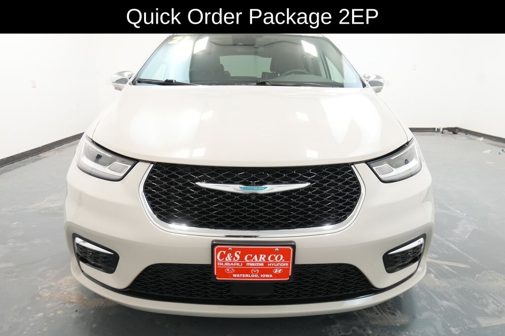 Used 2021 Chrysler Pacifica Hybrid Limited Van Passenger Van