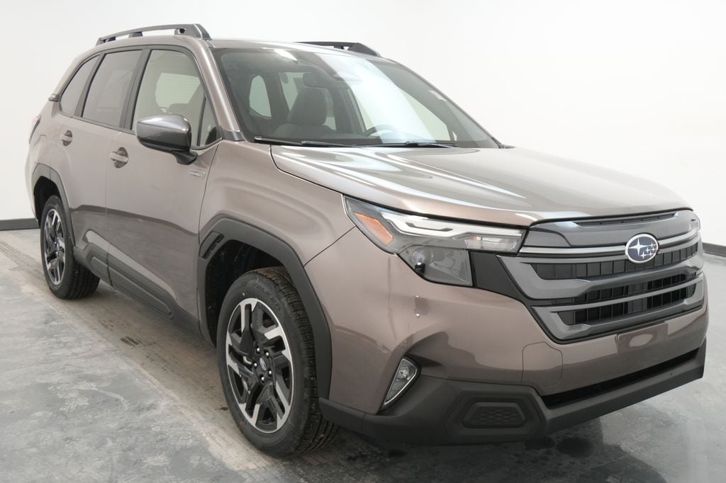 2025 Subaru Forester Premium's photo