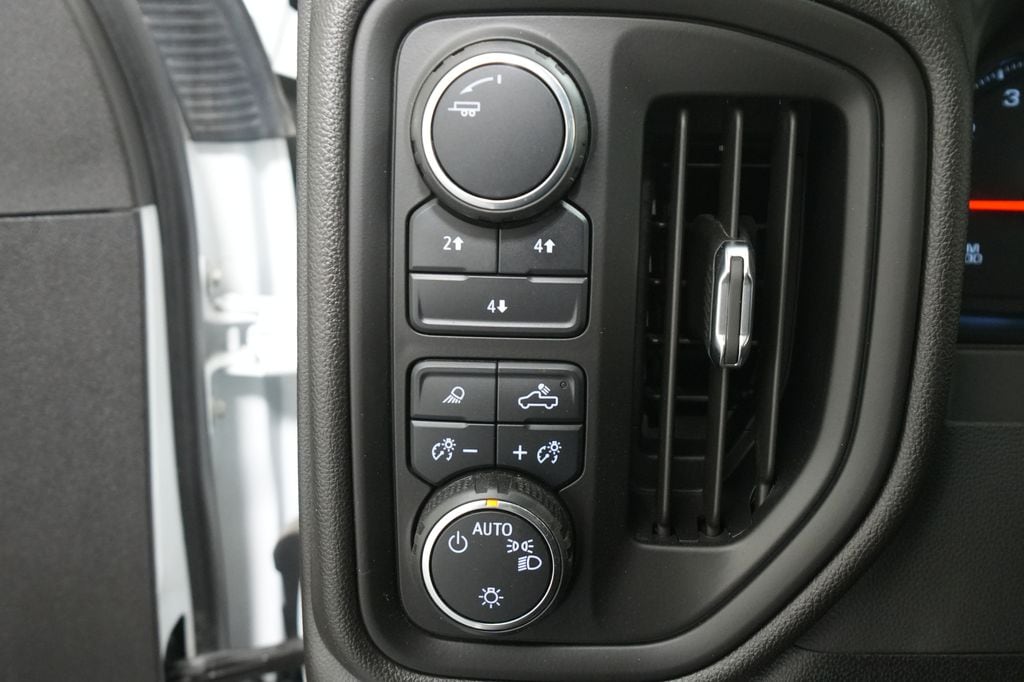 2025 Chevrolet Silverado 2500HD Work Truck - Photo 33
