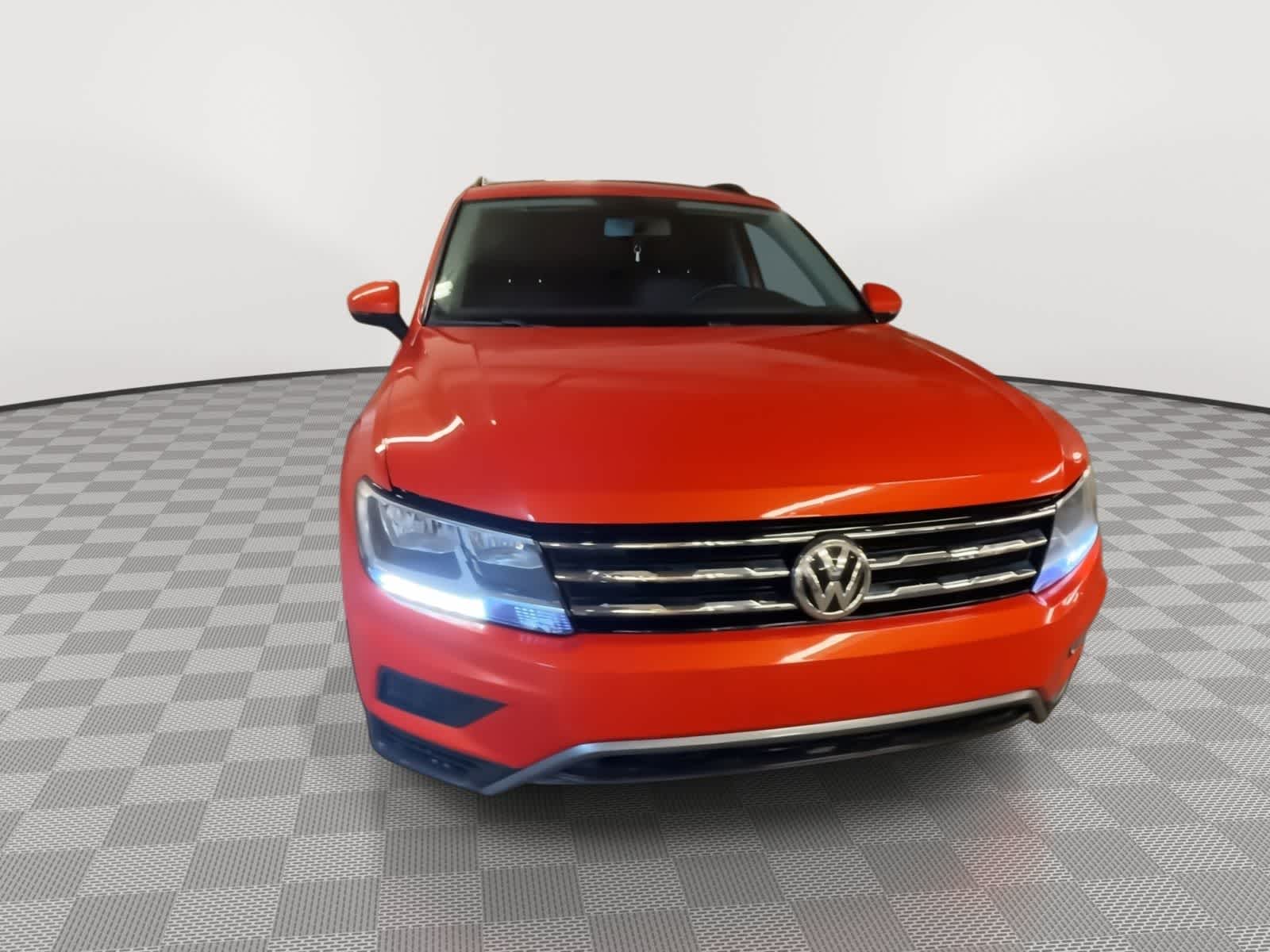 Thumbnail: 2019 Volkswagen Tiguan - 3