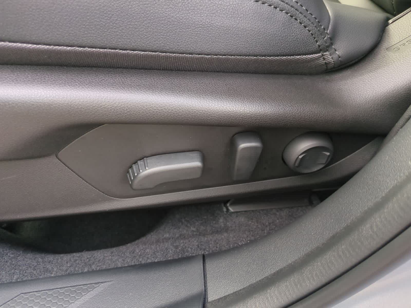 Thumbnail: 2026 Subaru Outback - 18