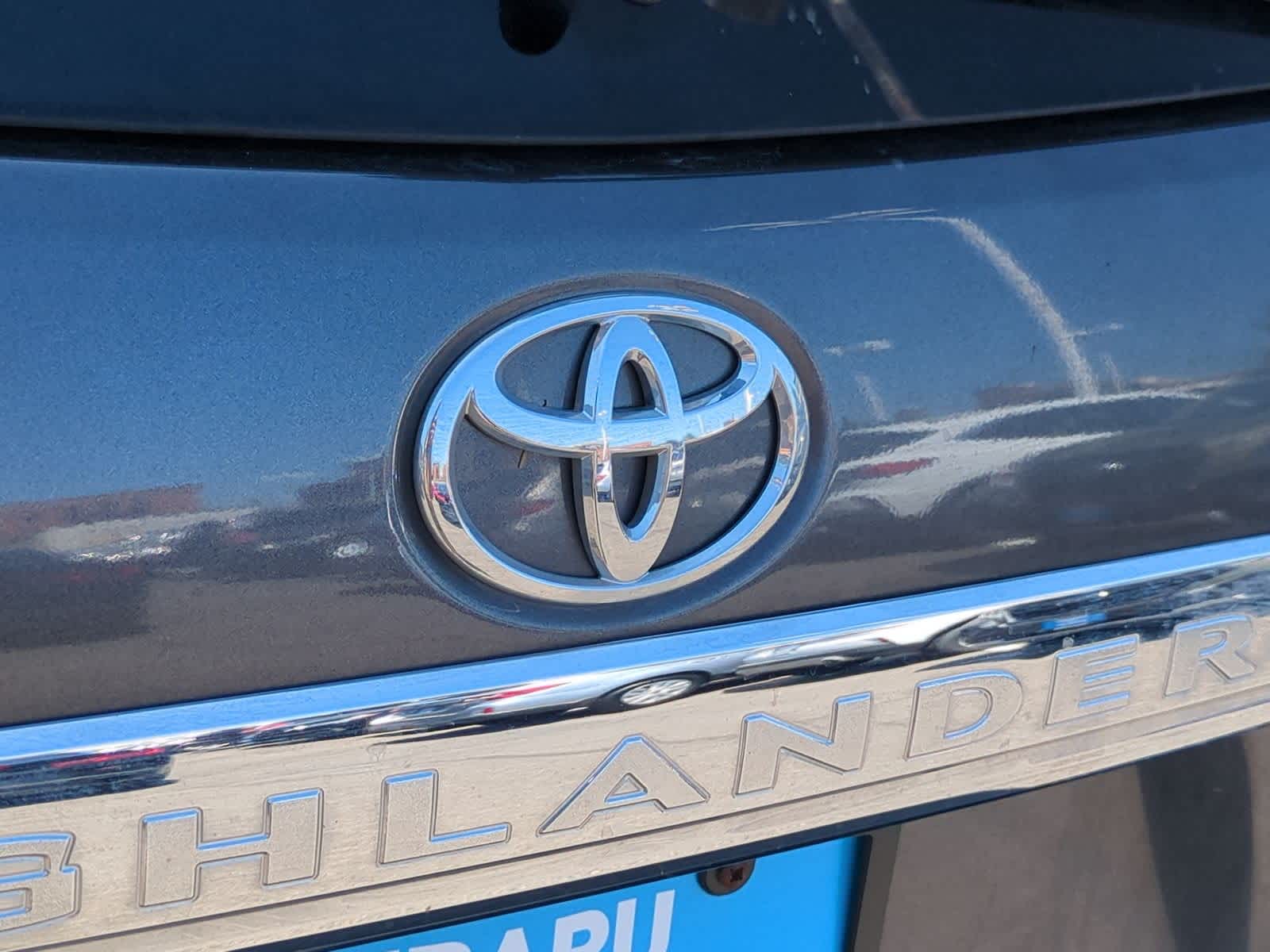 Thumbnail: 2013 Toyota Highlander - 12