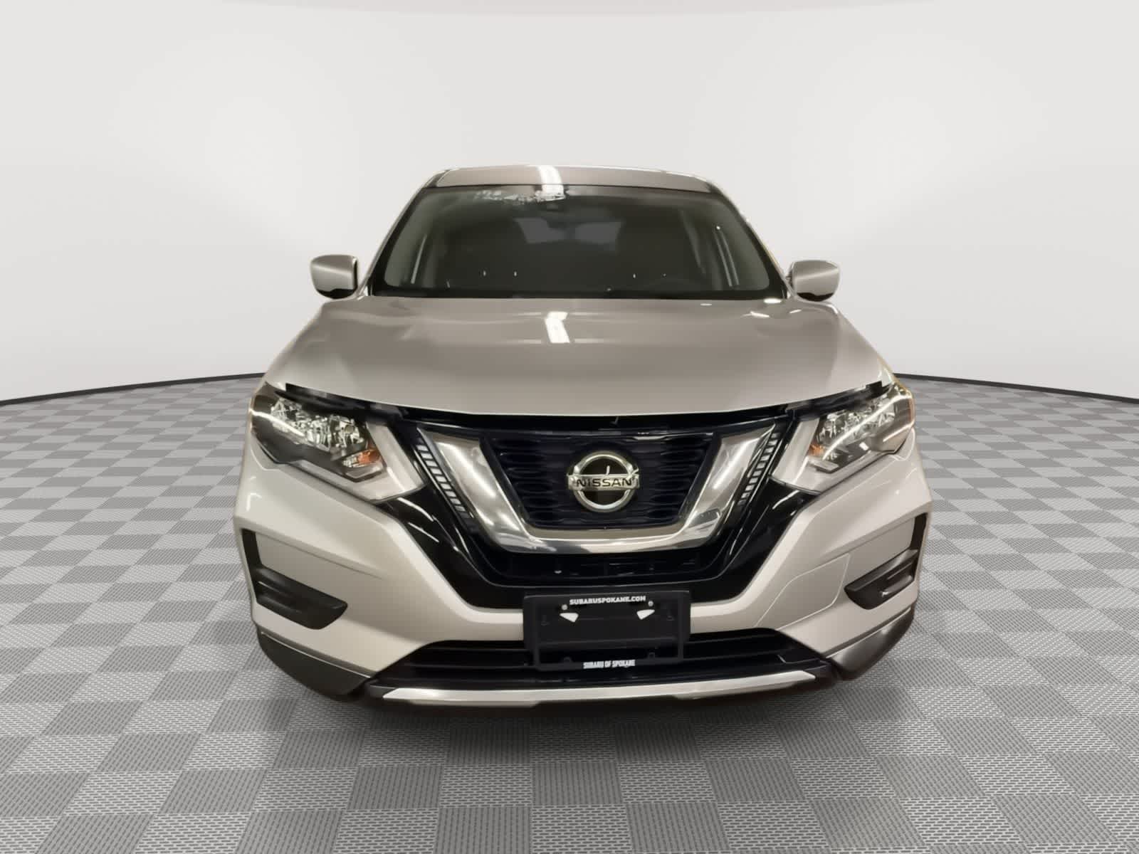 Thumbnail: 2020 Nissan Rogue - 3