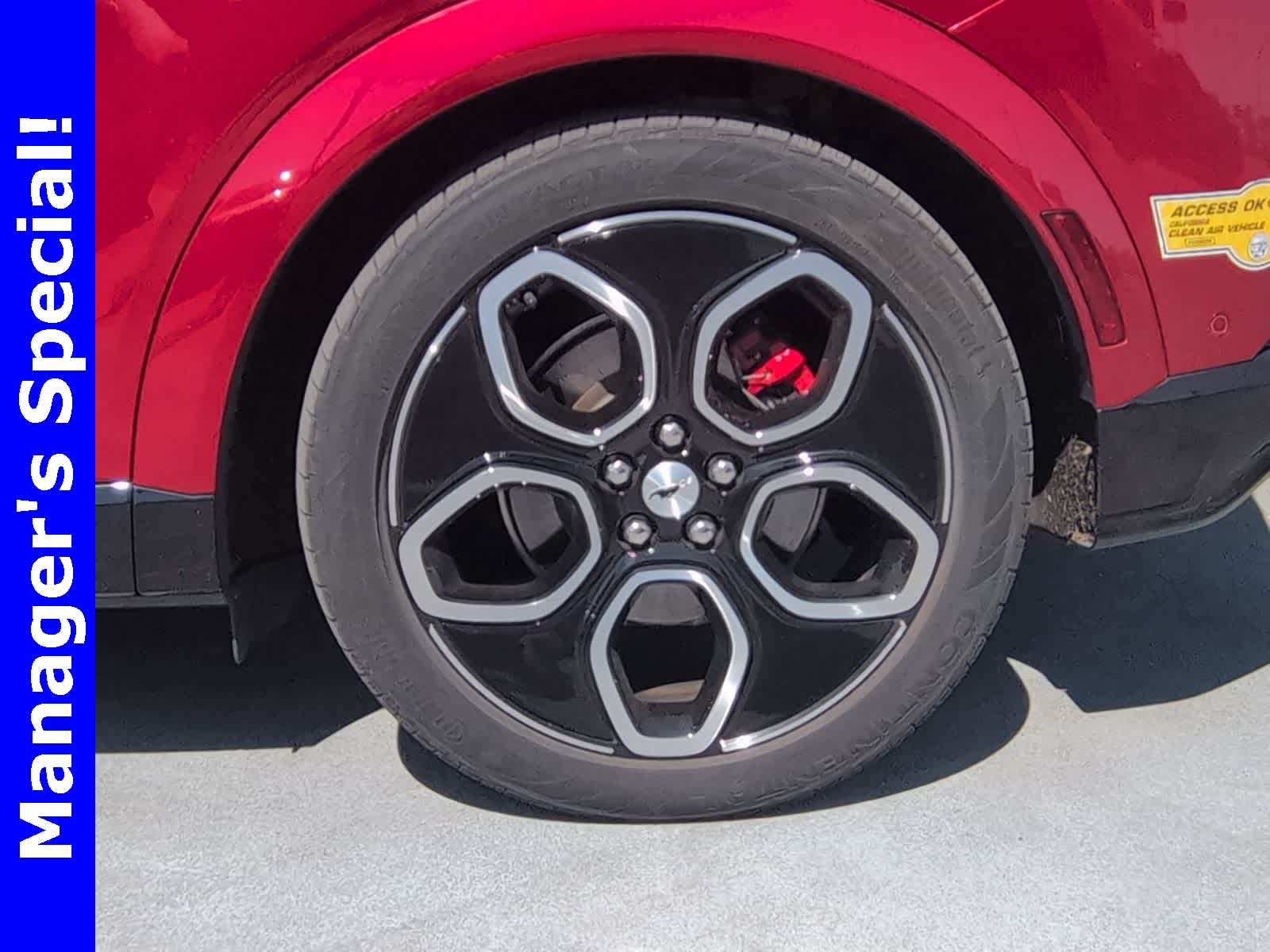 Thumbnail: 2022 Ford Mustang Mach-E - 14