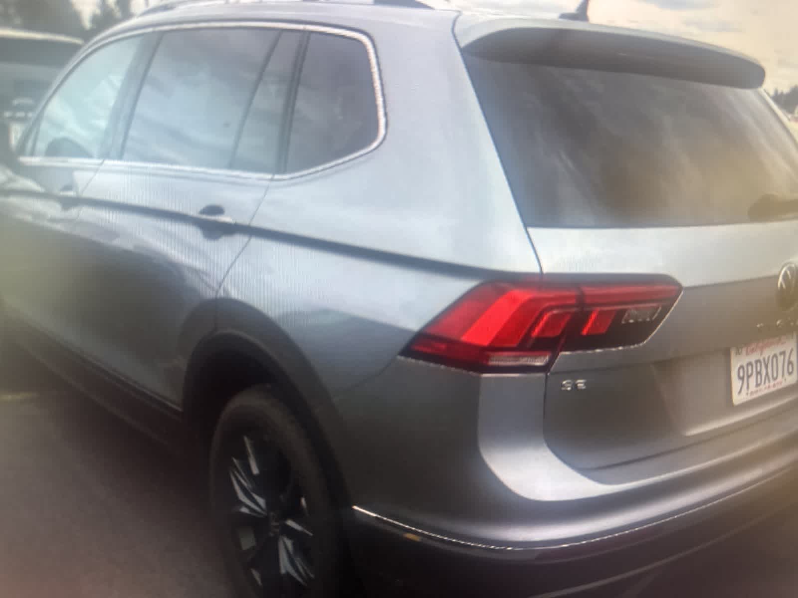 Thumbnail: 2024 Volkswagen Tiguan - 2