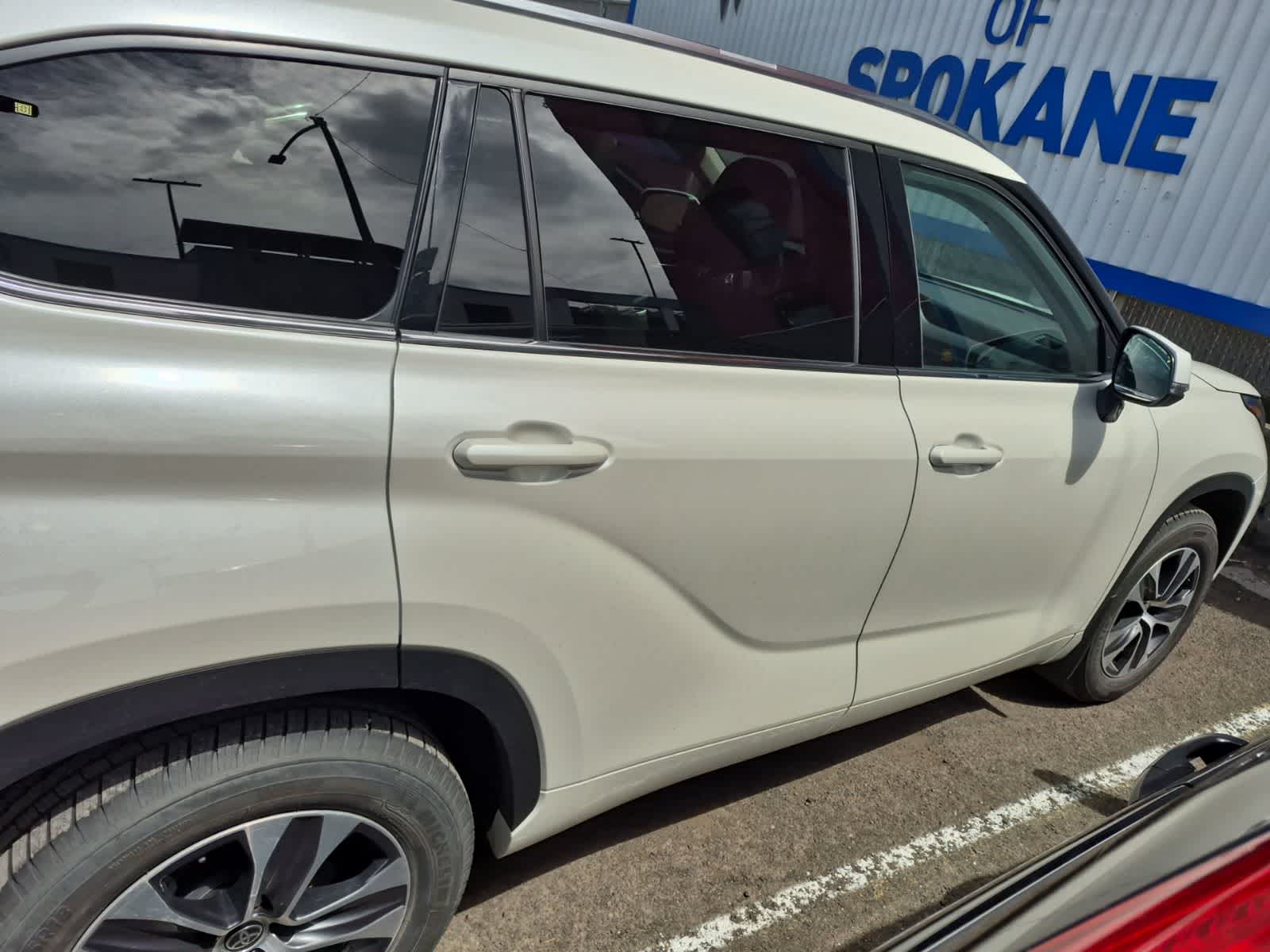 Thumbnail: 2020 Toyota Highlander - 4