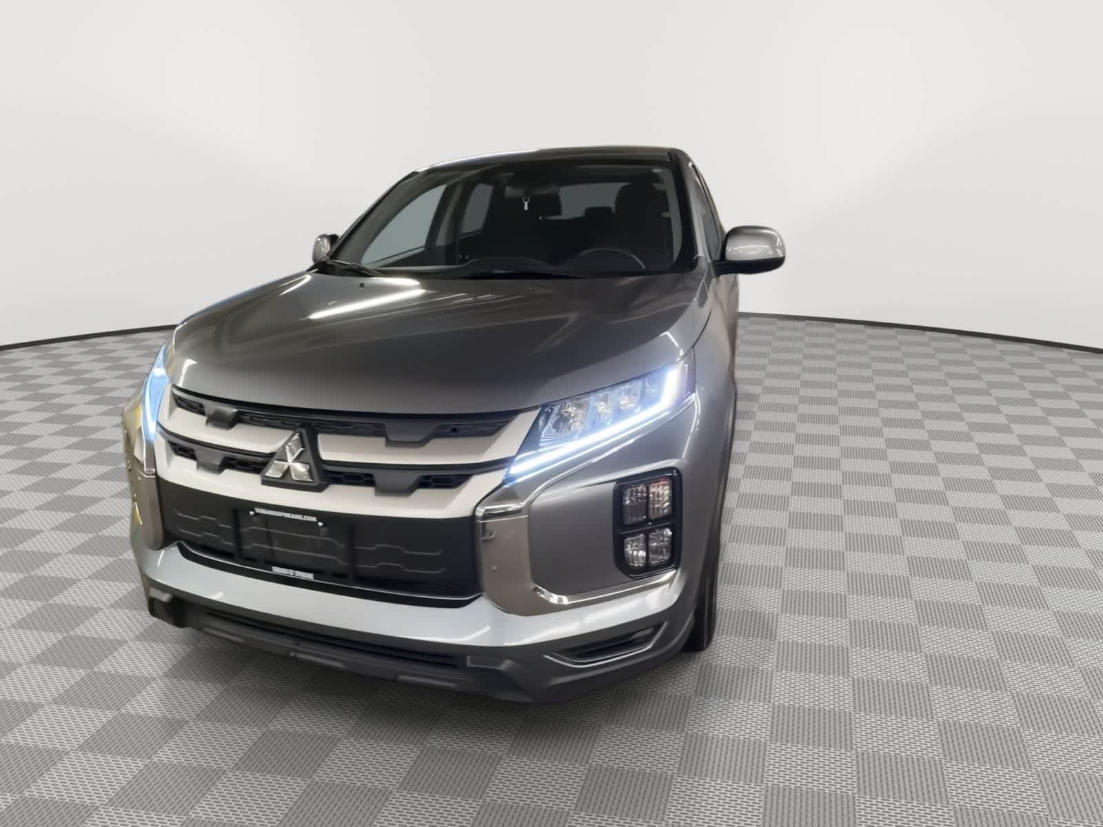 Thumbnail: 2024 Mitsubishi Outlander Sport - 3