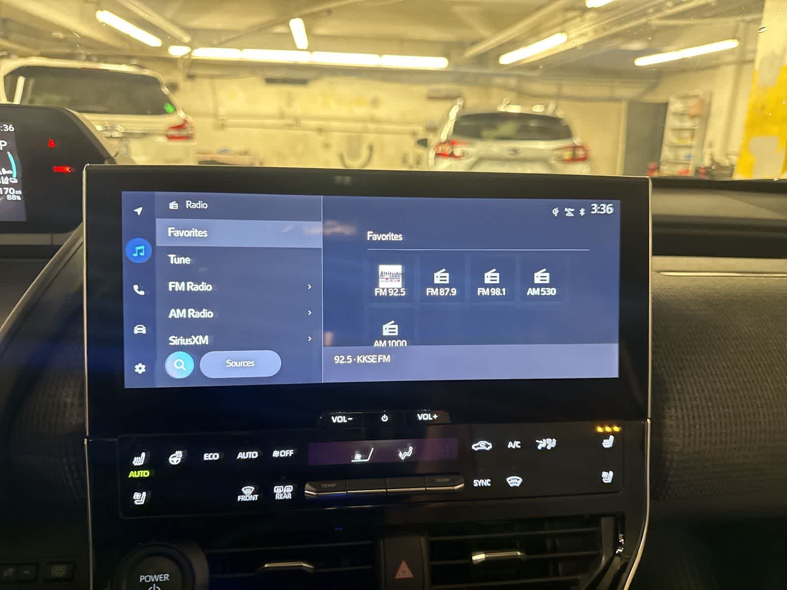 Thumbnail: 2023 Subaru Solterra - 31