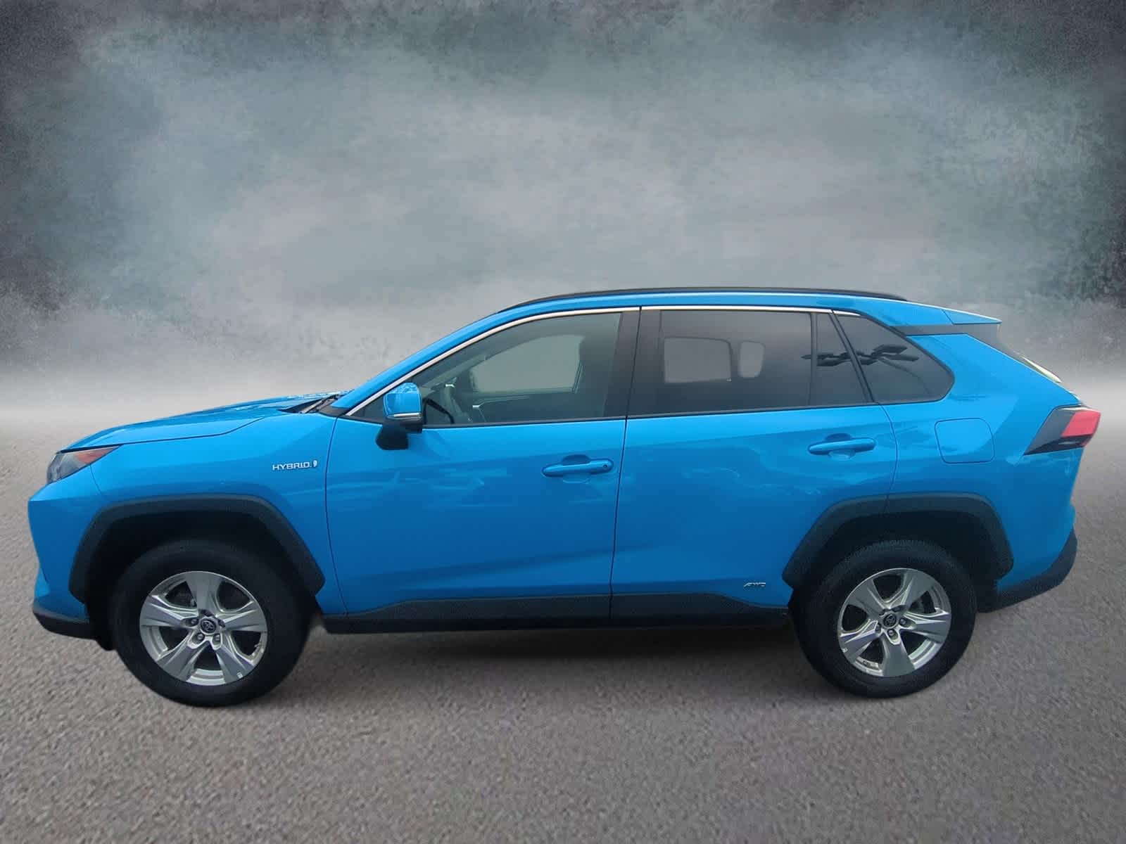 Thumbnail: 2021 Toyota RAV4 - 5