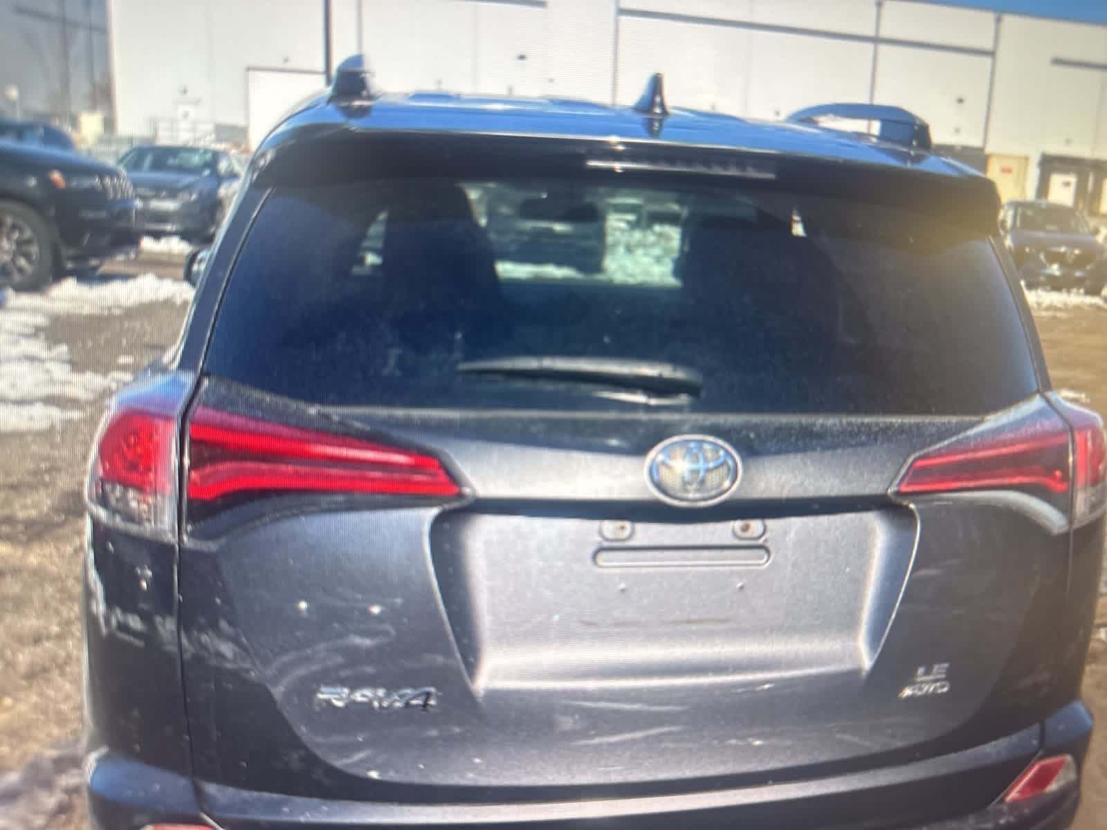 Thumbnail: 2017 Toyota RAV4 - 4