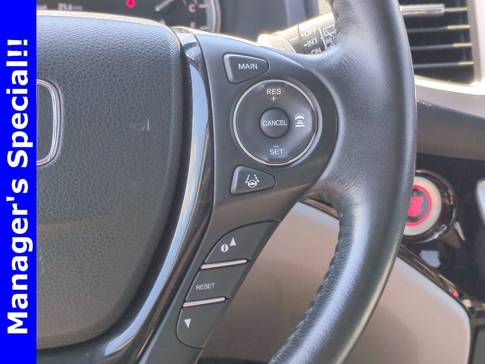 Thumbnail: 2016 Honda Pilot - 25