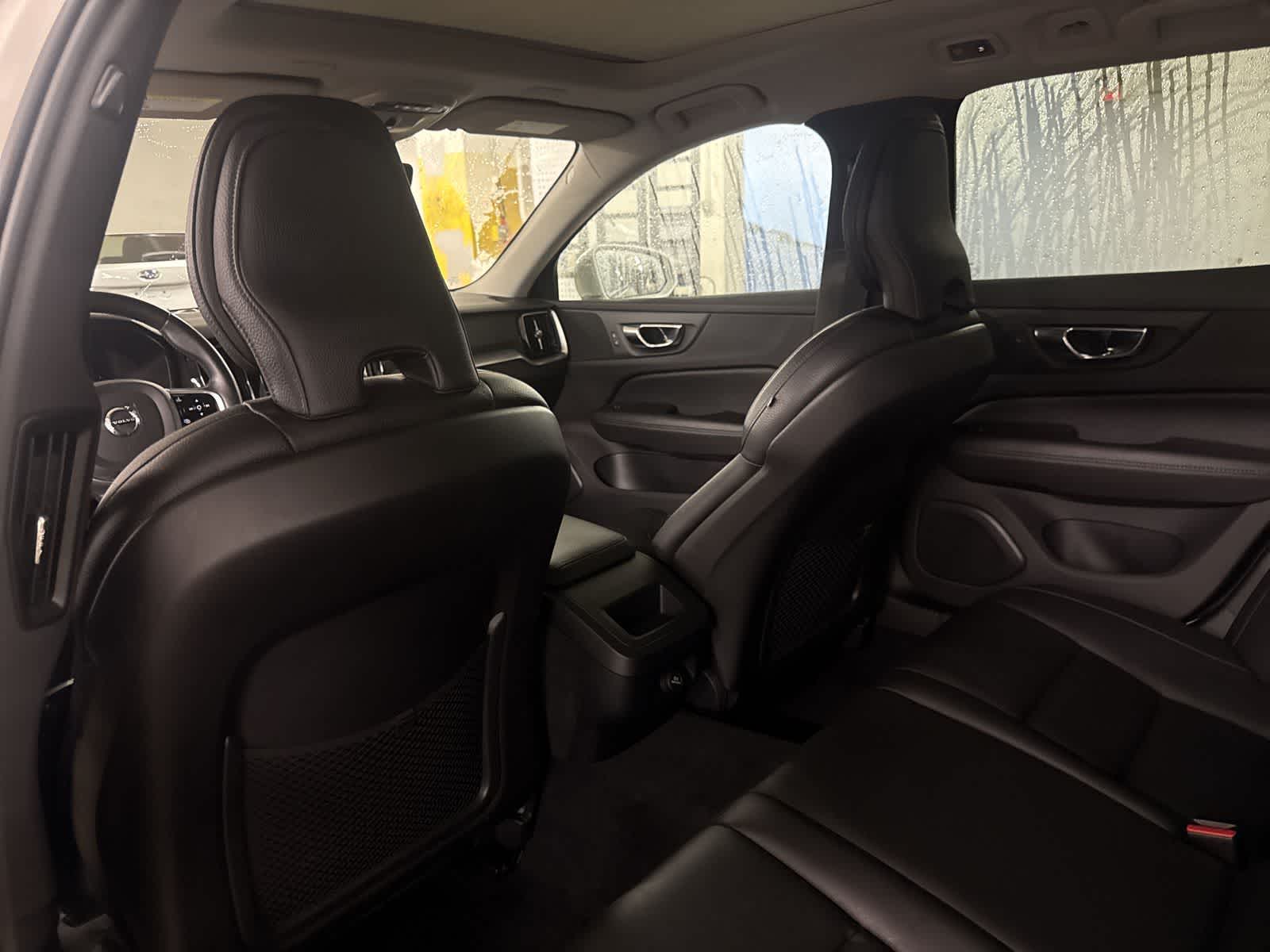 Thumbnail: 2020 Volvo S60 - 17