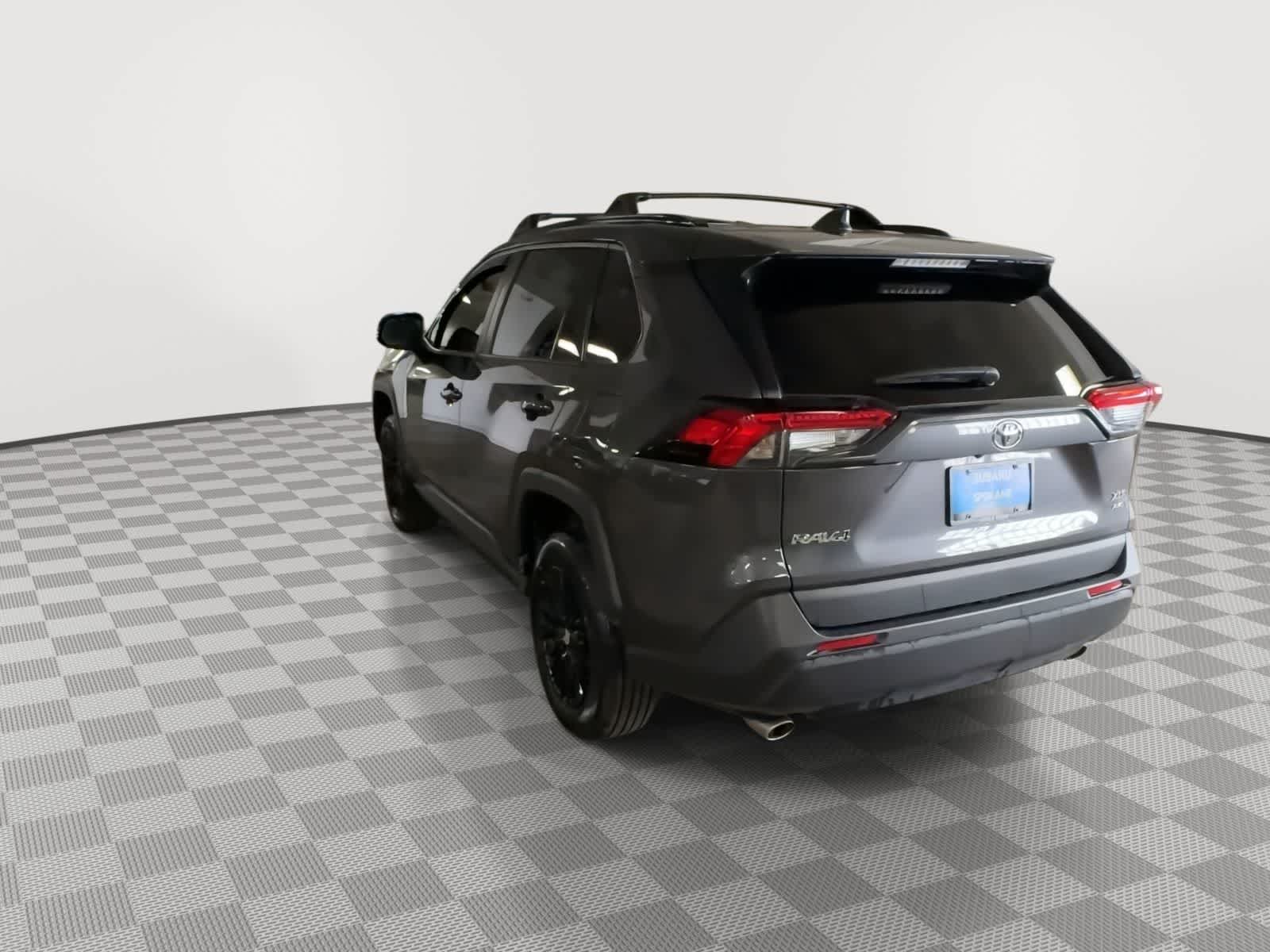 Thumbnail: 2022 Toyota RAV4 - 6