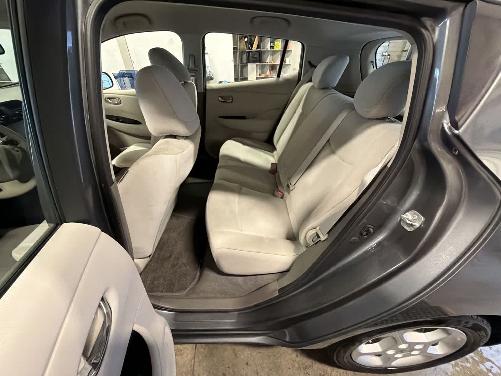 Thumbnail: 2015 Nissan Leaf - 19