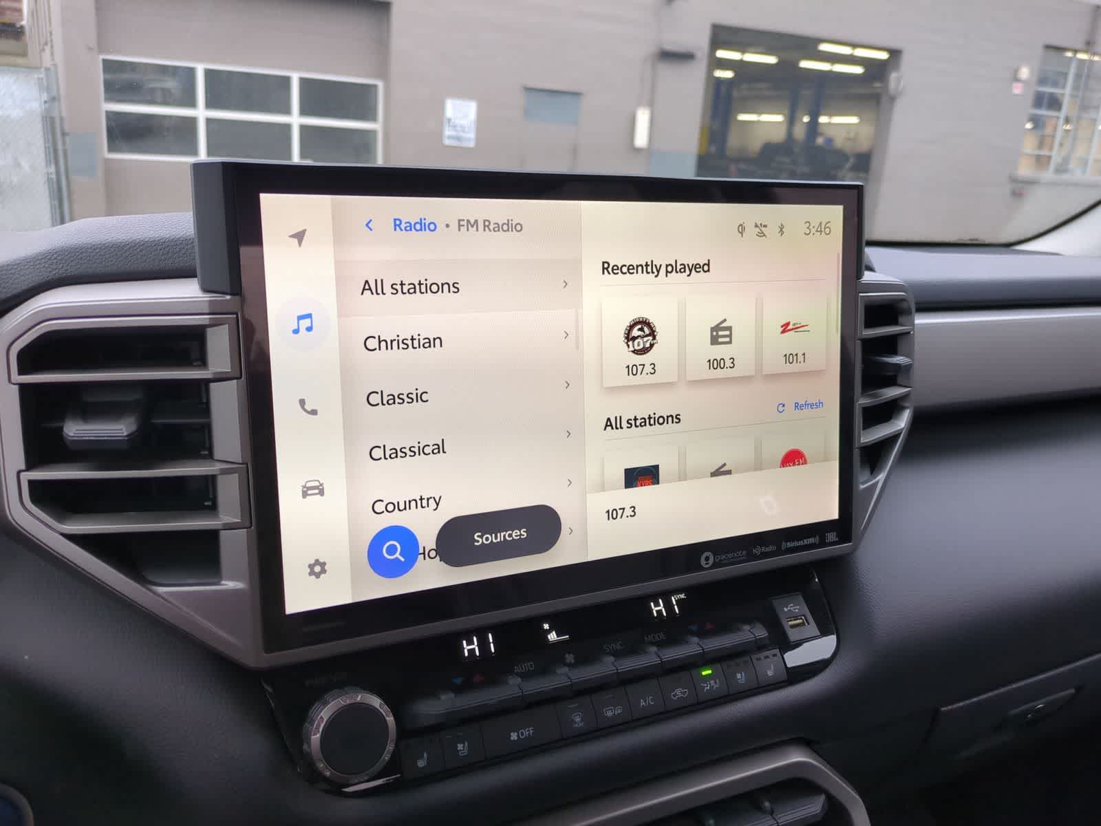 Thumbnail: 2024 Toyota Tundra - 32