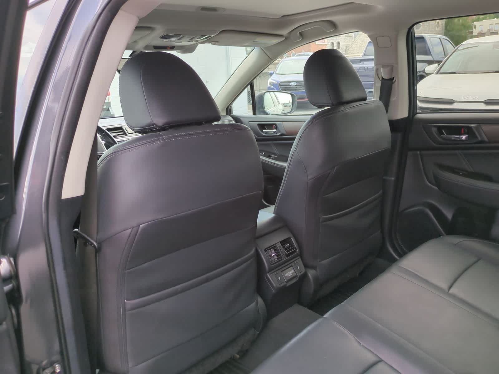 2018 Subaru Outback Limited 19