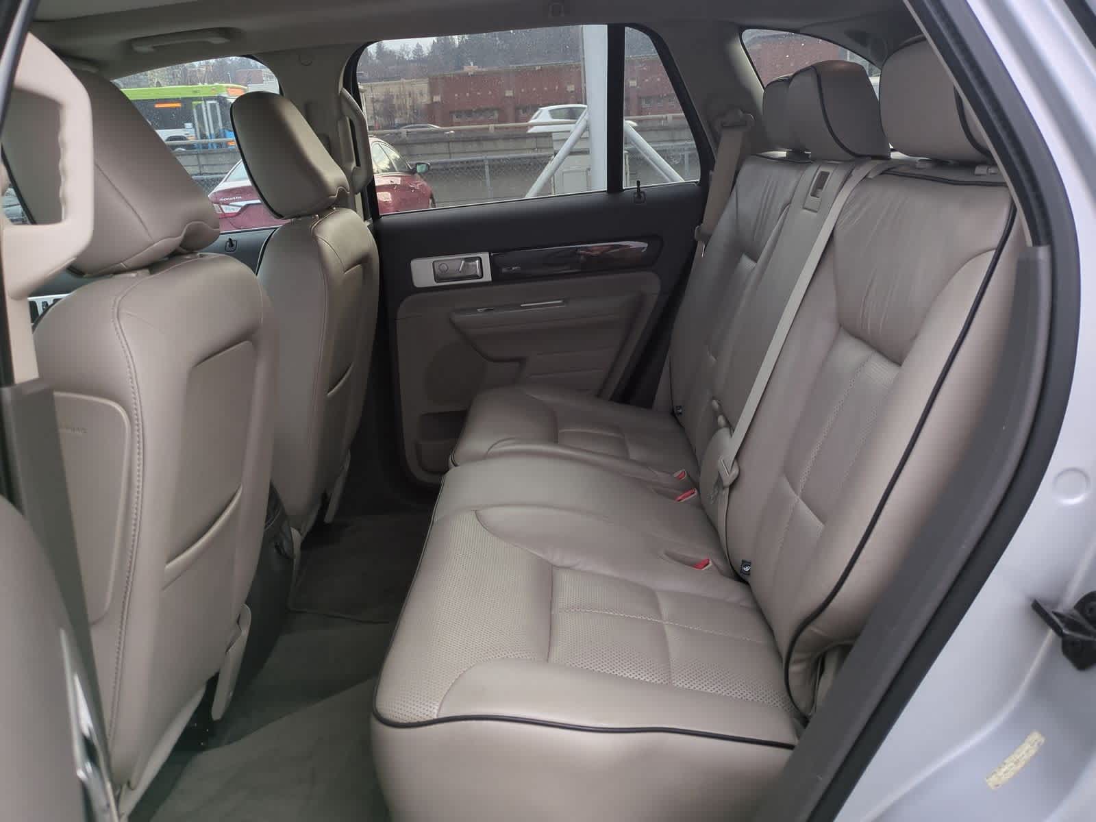 Thumbnail: 2010 Lincoln MKX - 21