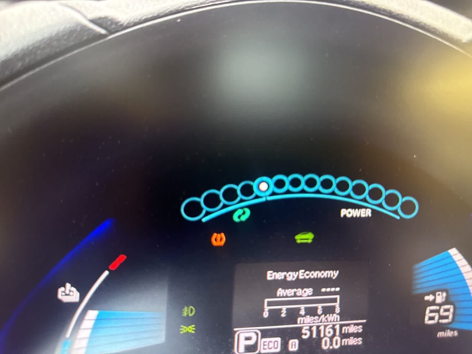 Thumbnail: 2016 Nissan Leaf - 18