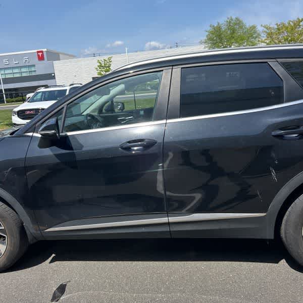 Thumbnail: 2023 Kia Sportage - 3