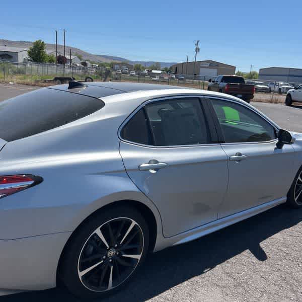 Thumbnail: 2020 Toyota Camry - 9