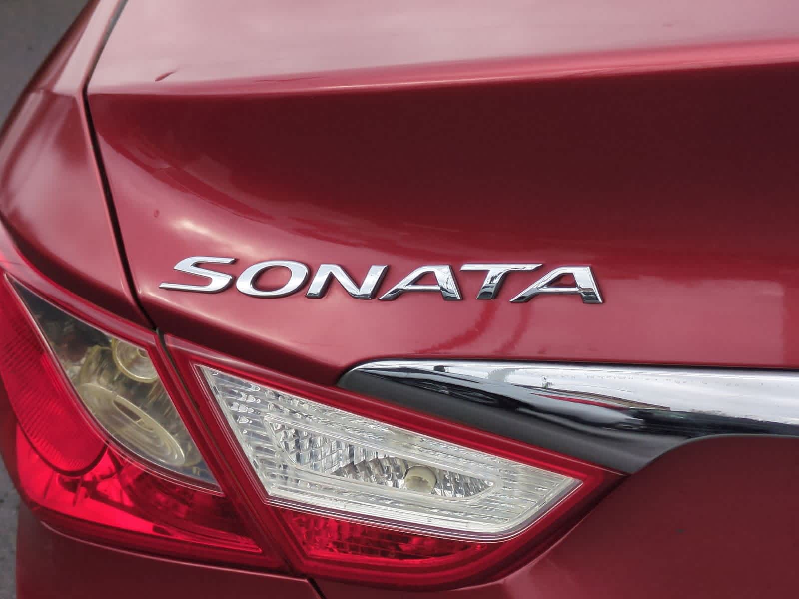 Thumbnail: 2013 Hyundai Sonata - 13