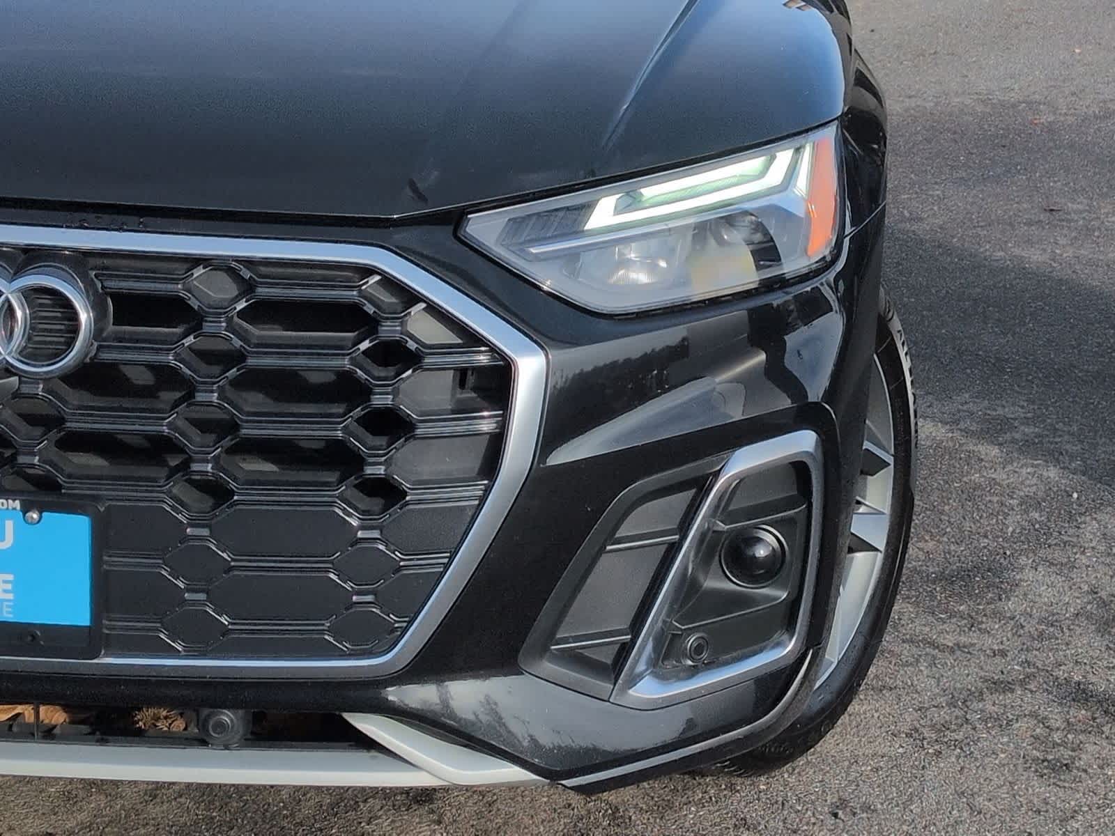 Thumbnail: 2023 Audi Q5 - 11