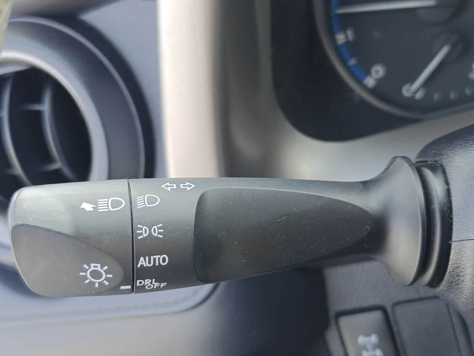 Thumbnail: 2017 Toyota RAV4 - 26