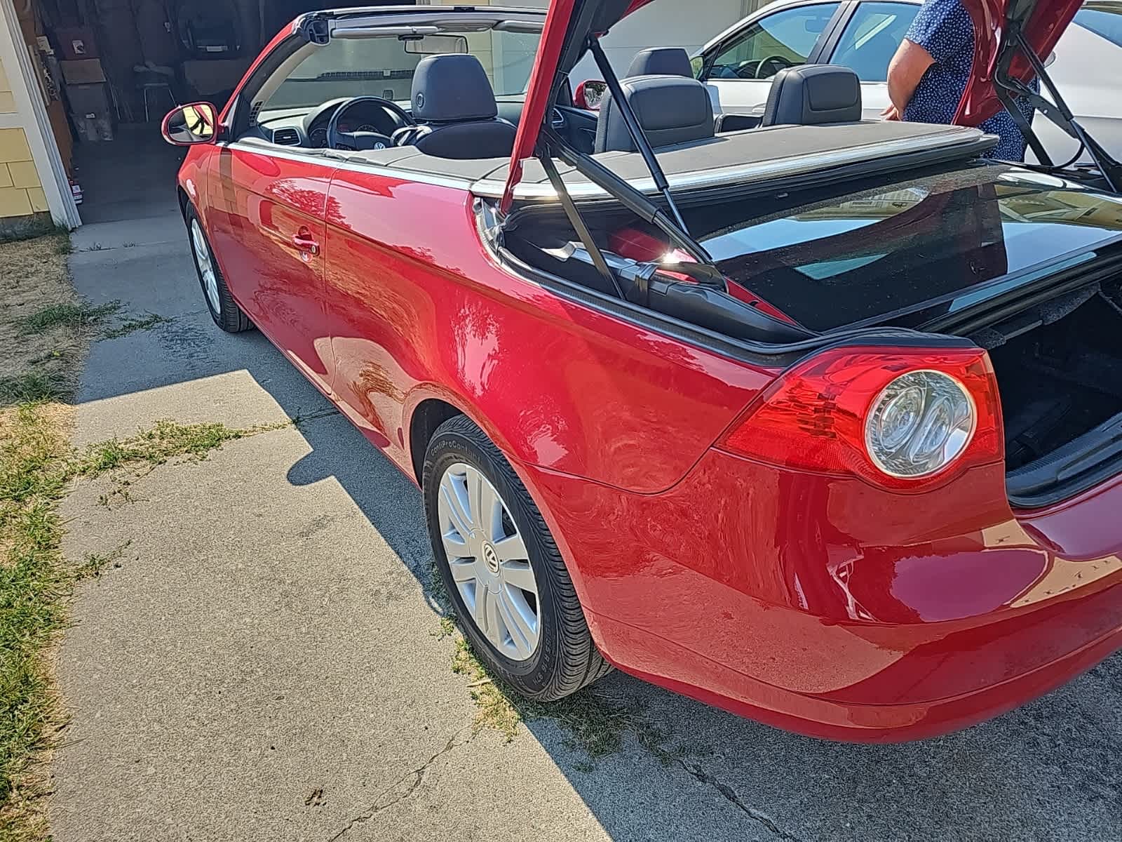 Thumbnail: 2008 Volkswagen Eos - 4