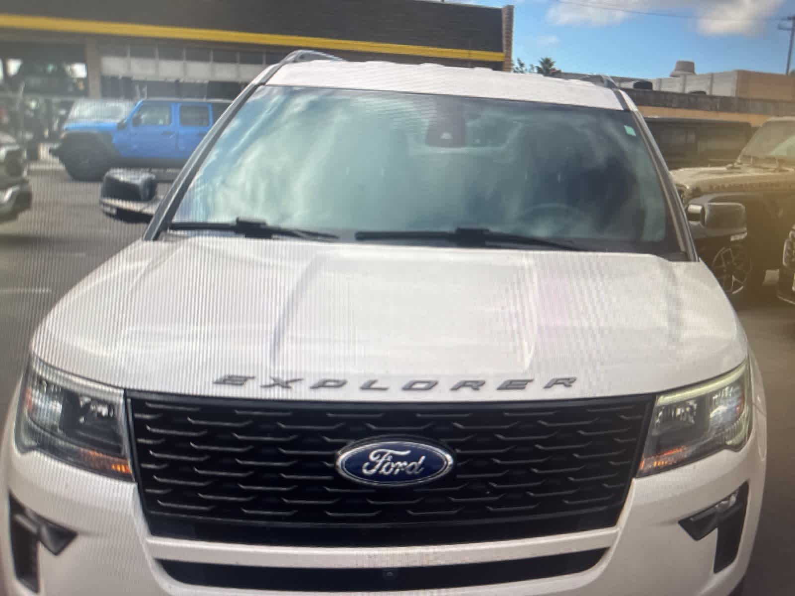 Thumbnail: 2019 Ford Explorer - 8