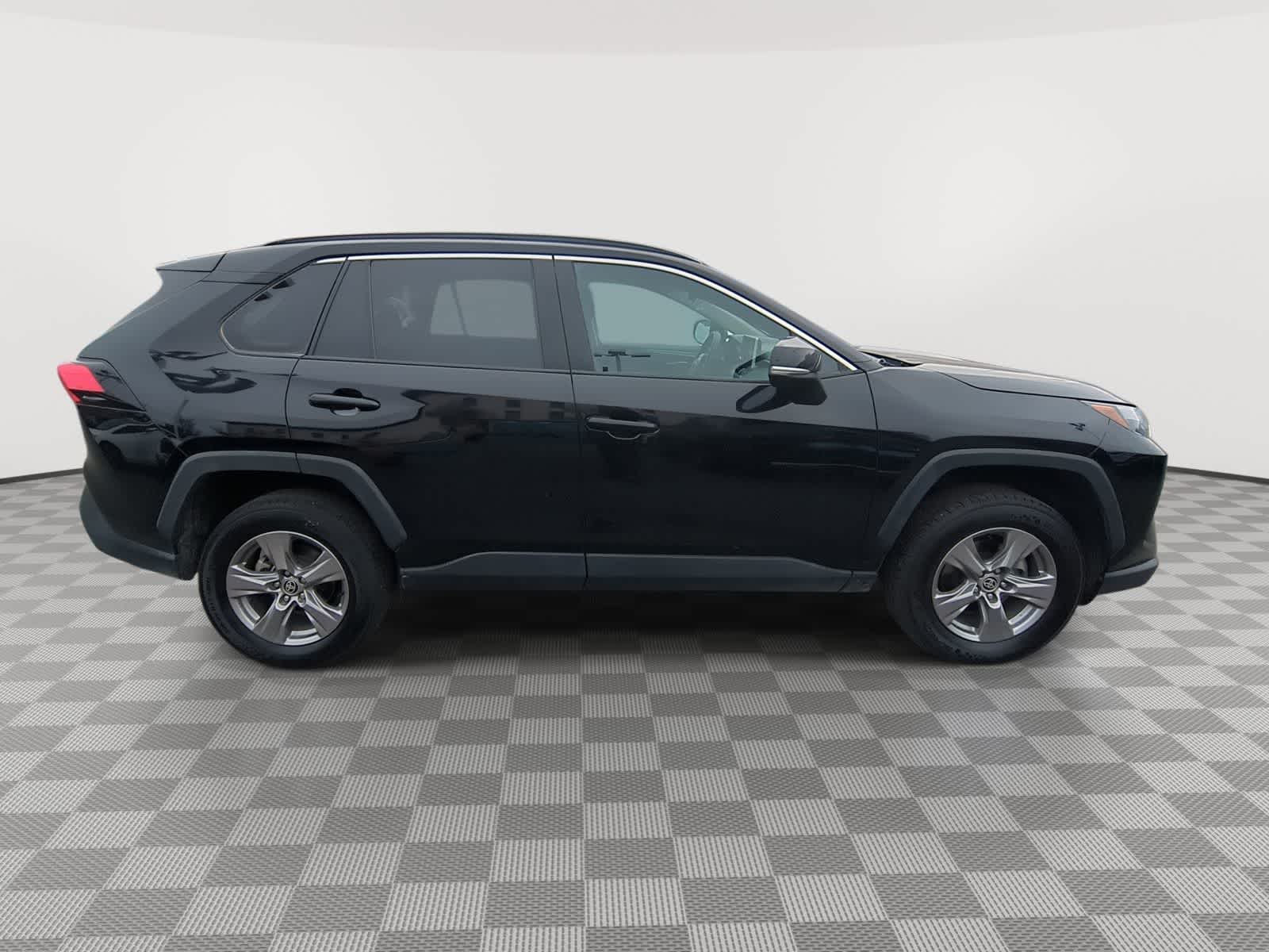 Thumbnail: 2024 Toyota RAV4 - 9