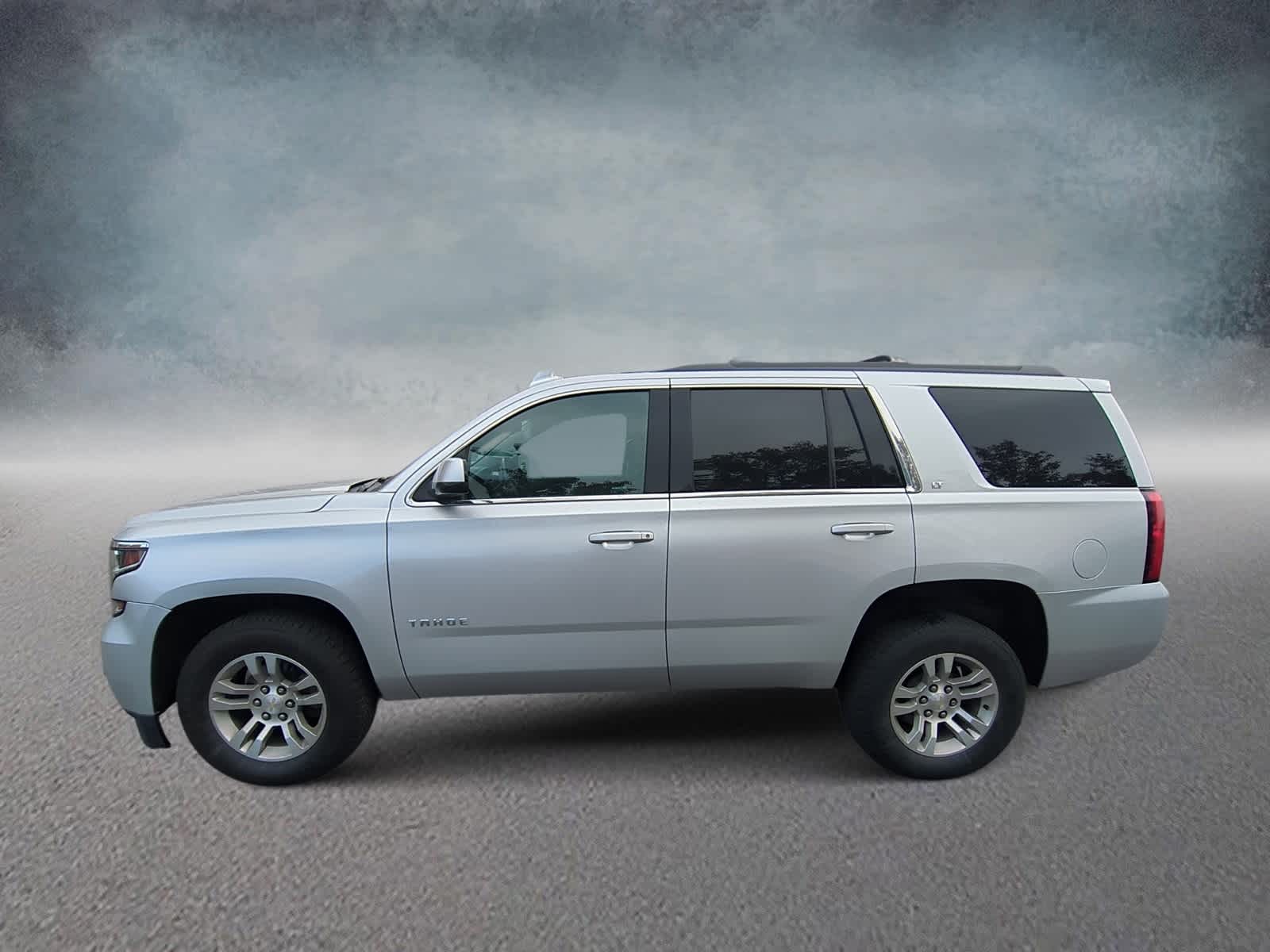Thumbnail: 2017 Chevrolet Tahoe - 5
