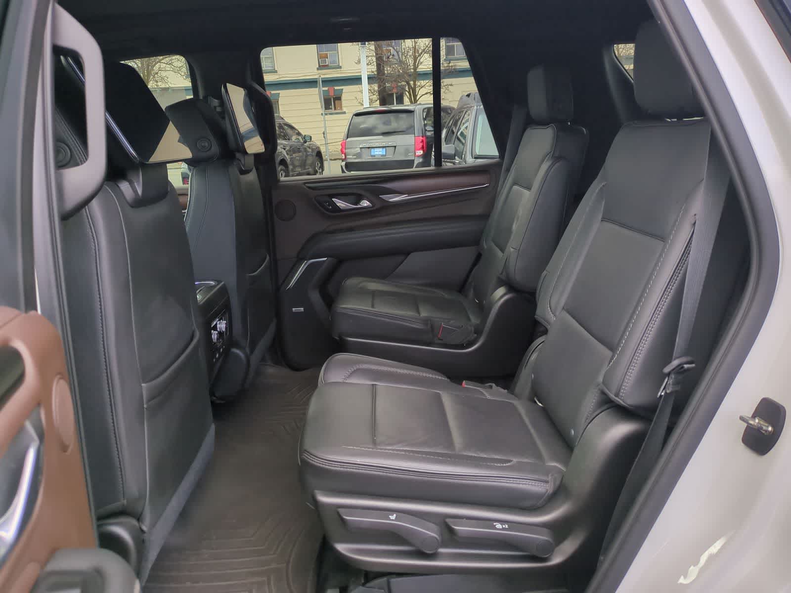 Thumbnail: 2021 GMC Yukon - 21