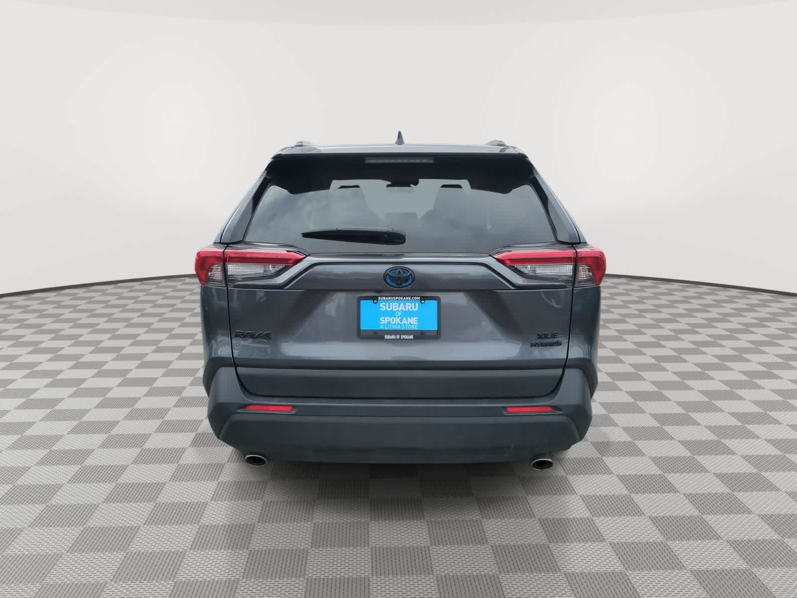 Thumbnail: 2022 Toyota RAV4 - 7